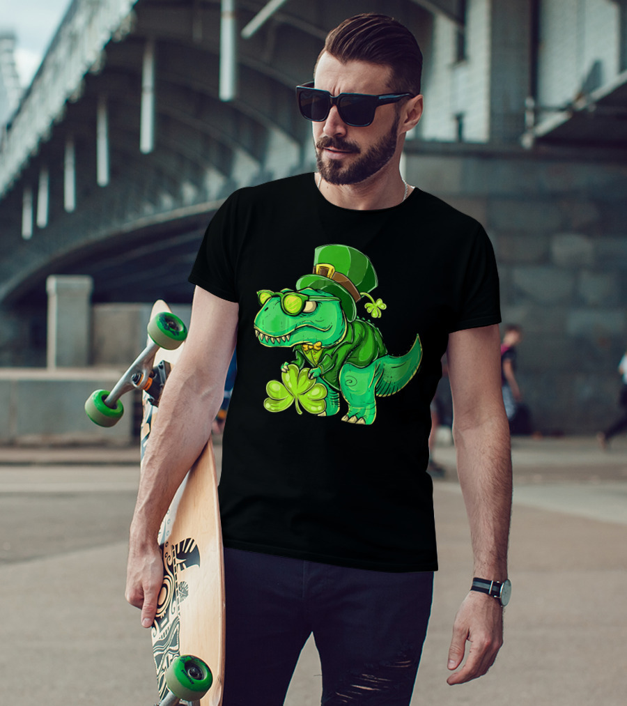 St Patricks Day Irish Dinosaur With Shamrock And Leprechaun Hat T-Shirt