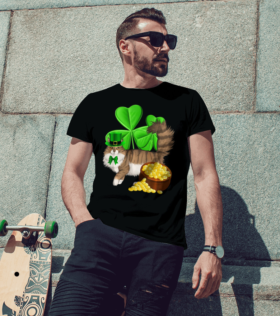 Norwegian Forest Cat Shamrock Gold T-Shirt