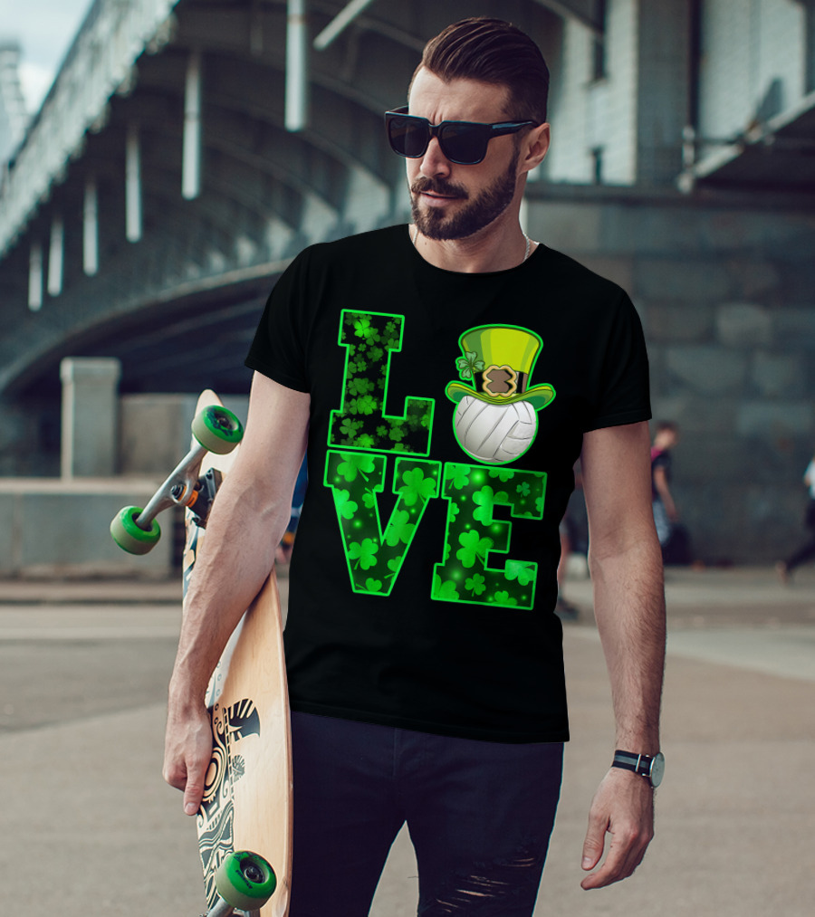 LOVE VOLLEYBALL Shamrock Leprechaun Hat T-Shirt