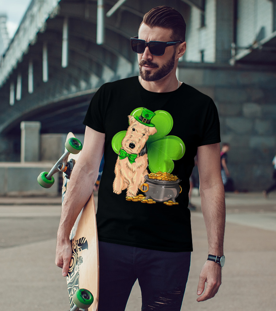 Lakeland Terrier St Patricks Day Leprechaun Hat Shamrock Pot Of Gold T-Shirt