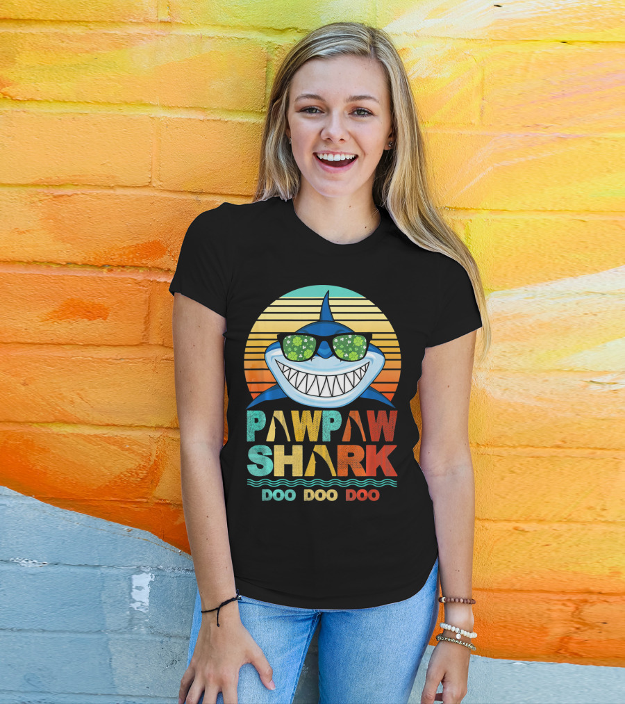 Pawpaw Shark Doo Doo Doo Sunglasses Retro Sunburst T-Shirt