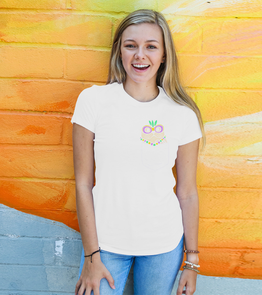 Pocket Sea Otter Jester Mask Beads T-Shirt