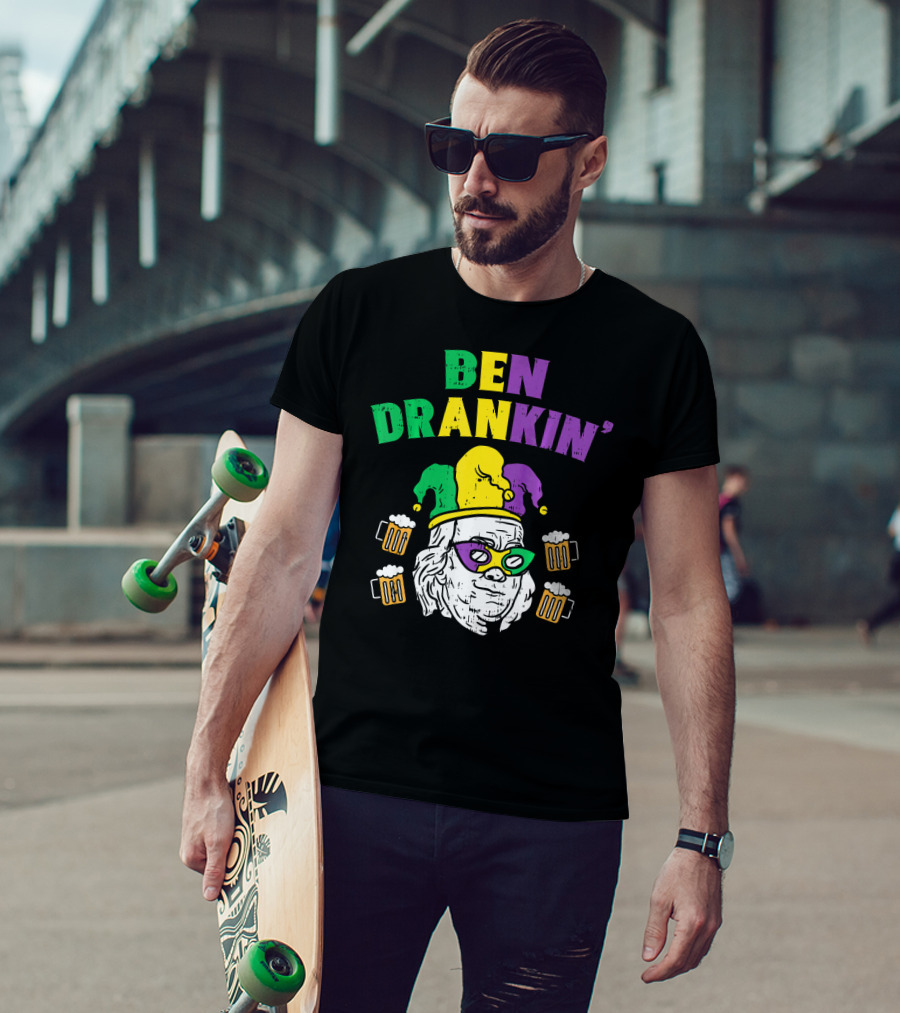 Ben Drankin' Franklin Jester Mask Beer Mugs T-Shirt