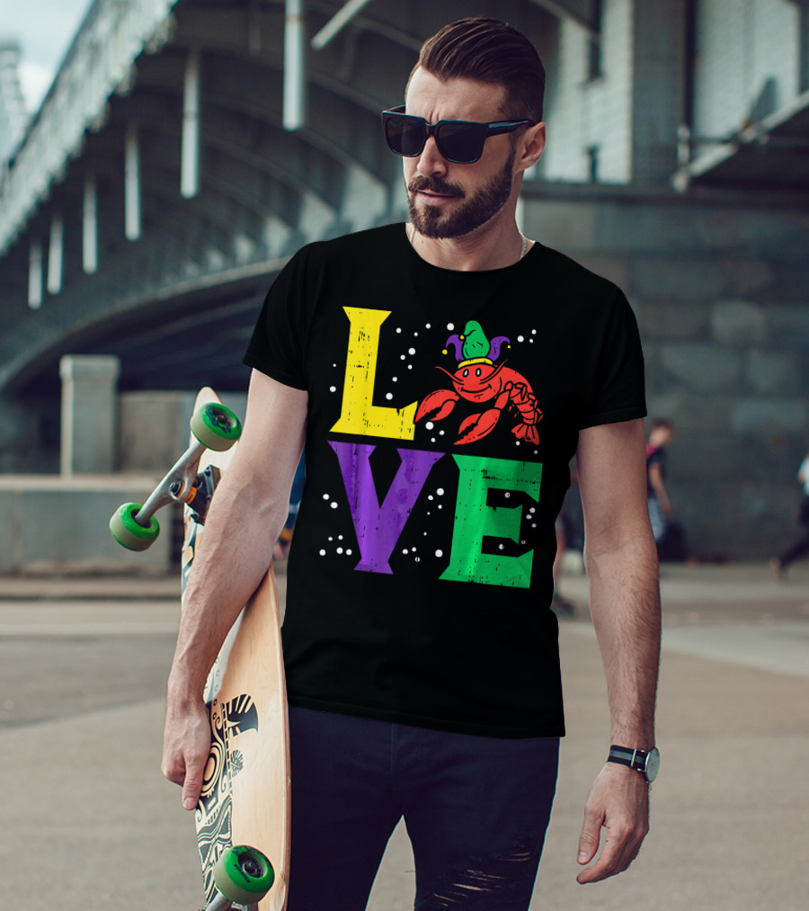 Love Crawfish Jester Hat Mardi Gras T-Shirt