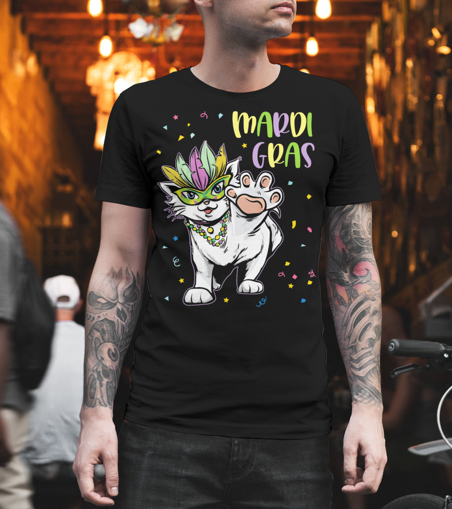 Mardi Gras Masked Cat Dancing With Beads And Confetti T-Shirt