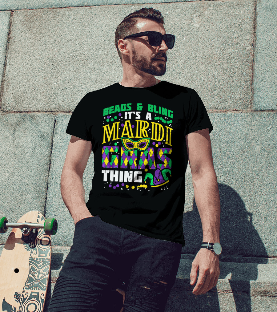 Beads And Bling It's A Mardi Gras Thing With Mask And Jester Hat T-Shirt