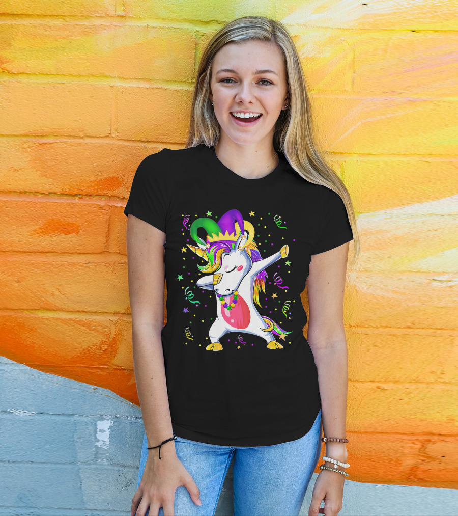 Mardi Gras Unicorn Dabbing Celebration With Beads And Jester Hat T-Shirt