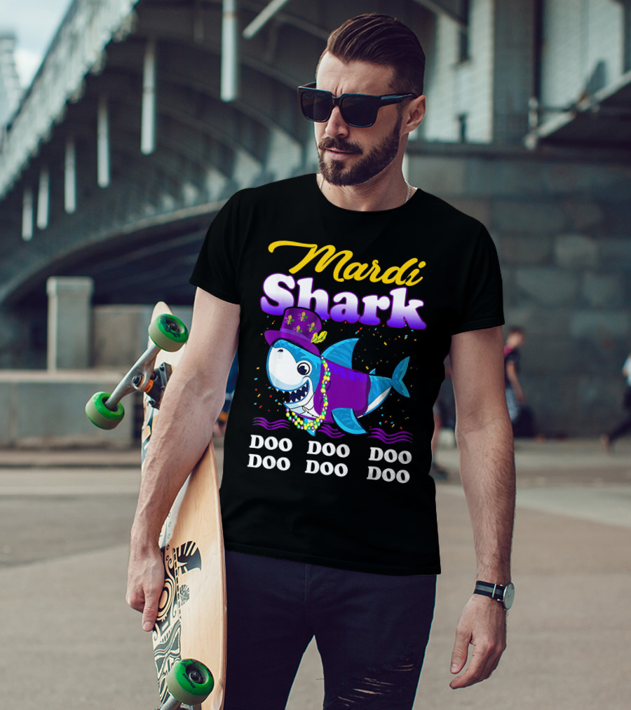 Mardi Shark Doo Doo Doo Doo Funny Mardi Gras T-Shirt