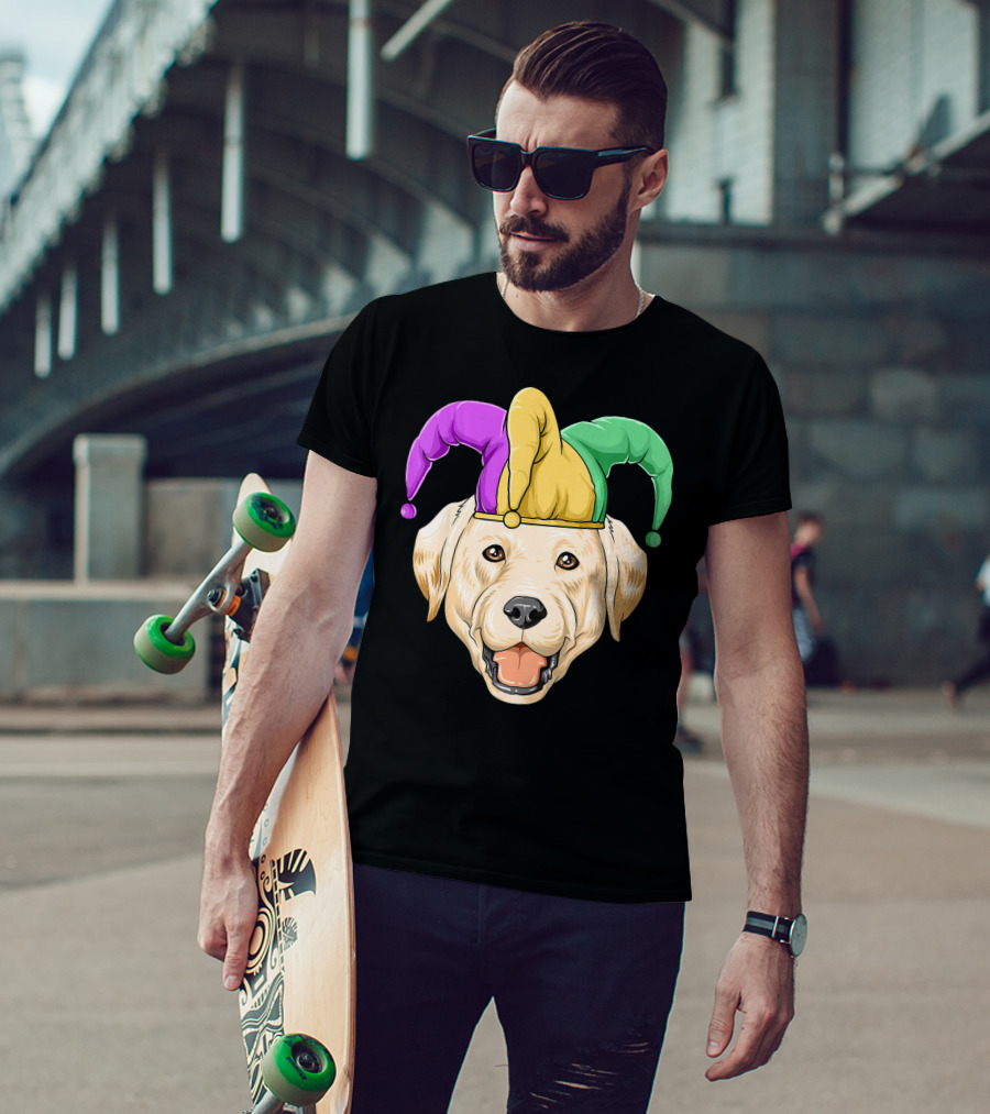 Mardi Gras Labrador In Jester Hat Carnival T-Shirt
