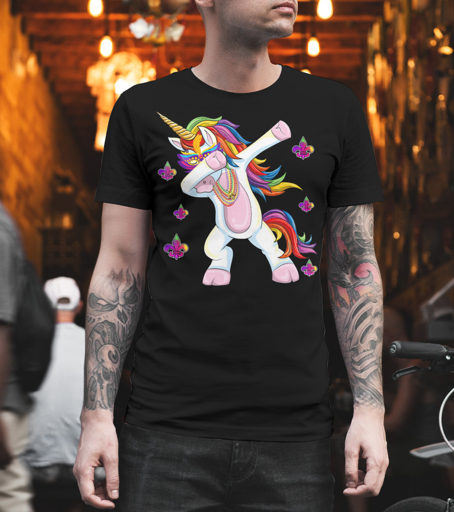 Mardi Gras New Orleans Unicorn Dabbing Fleur-de-Lis Beads T-Shirt