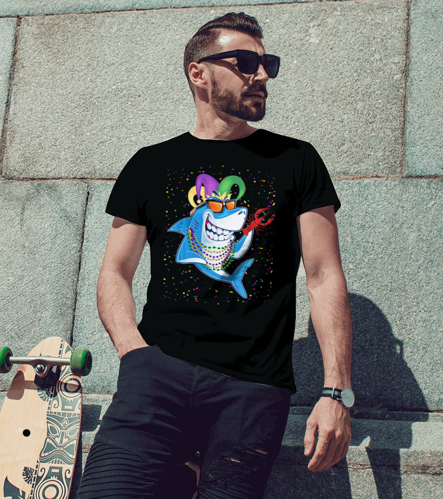 Funny Shark Mardi Gras Jester Beads Crawfish T-Shirt