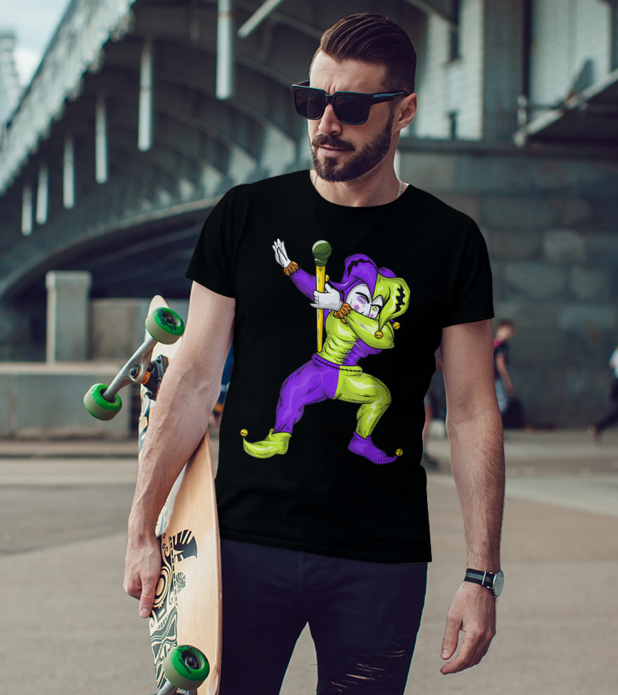 Mardi Gras Dabbing Jester In Purple And Green Carnival T-Shirt