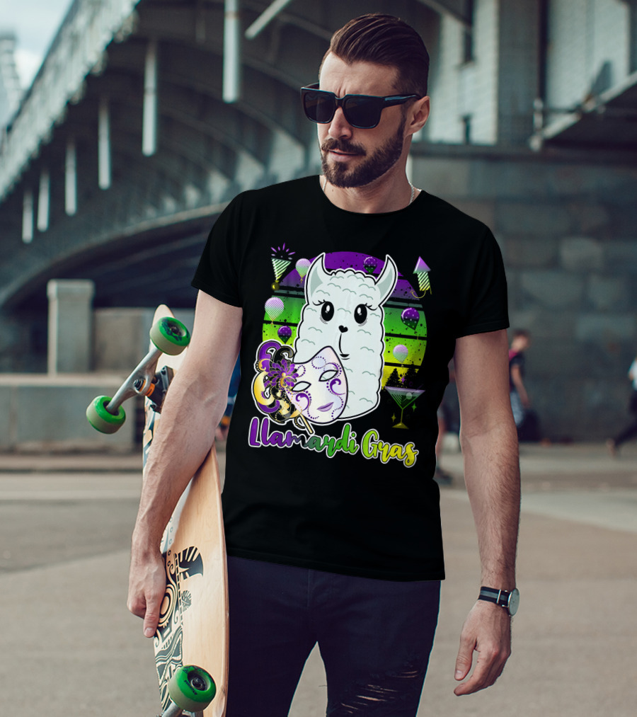 Llamardi Gras Mardi Gras Carnival Mask And Llama With Cocktail And Party Elements T-Shirt