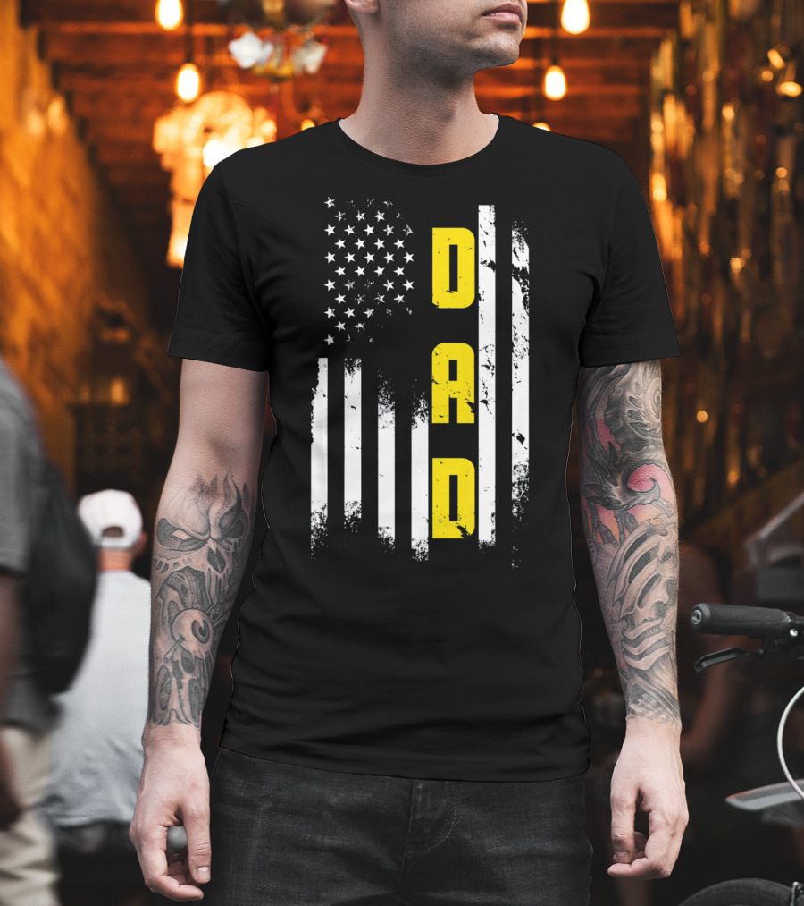 Thin Gold Line Flag Dad 911 Dispatcher Father's Day T-Shirt