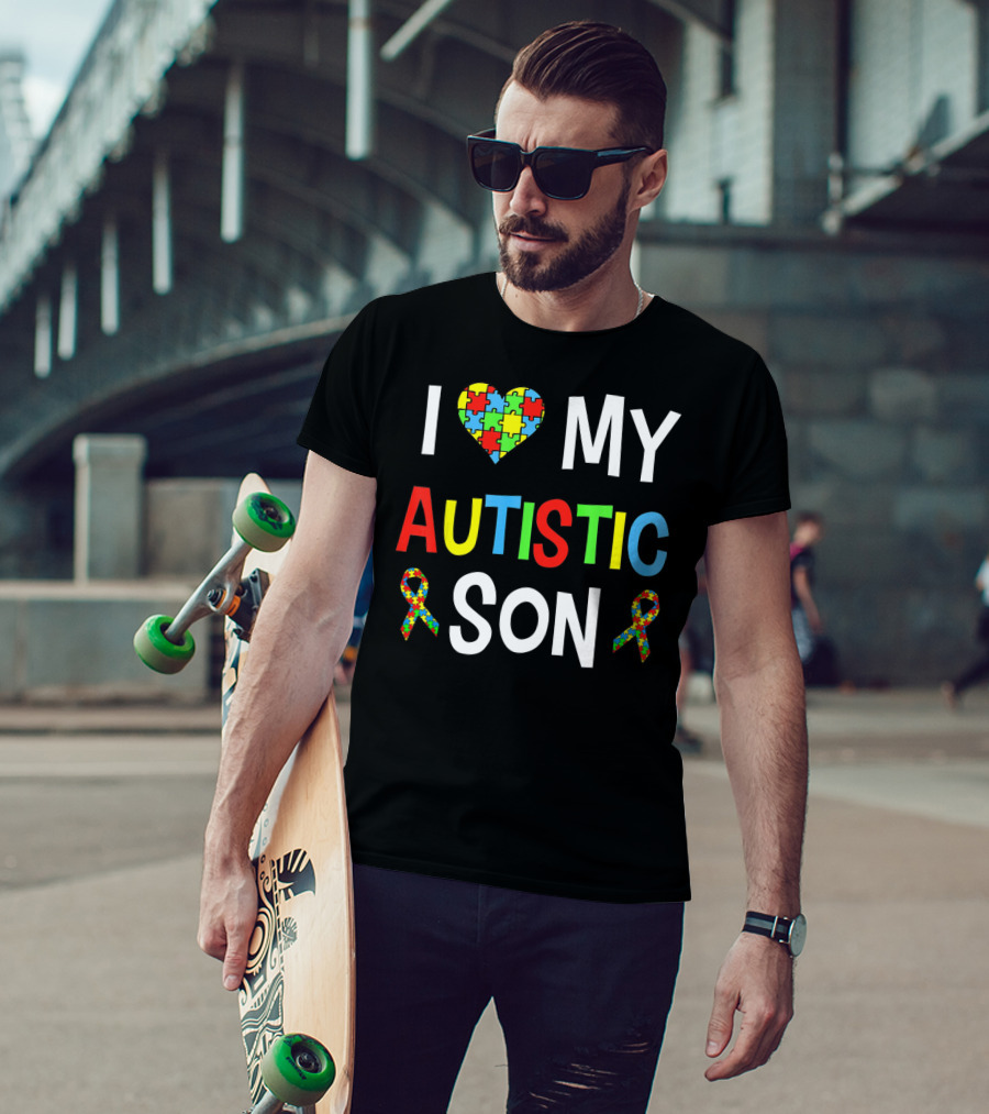 I Love My Autistic Son With Puzzle Heart And Autism Awareness Ribbons T-Shirt