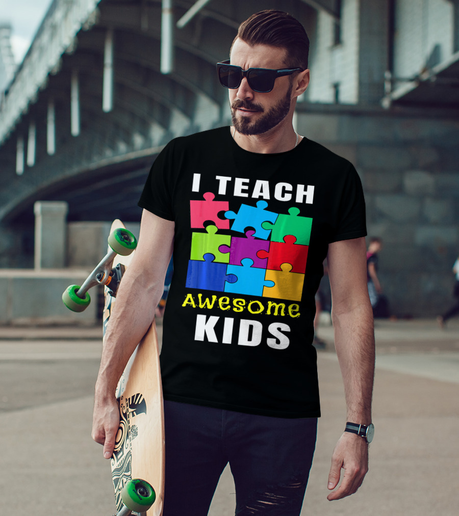 I Teach Awesome Kids Autism Awareness Puzzle Teacher T-Shirt