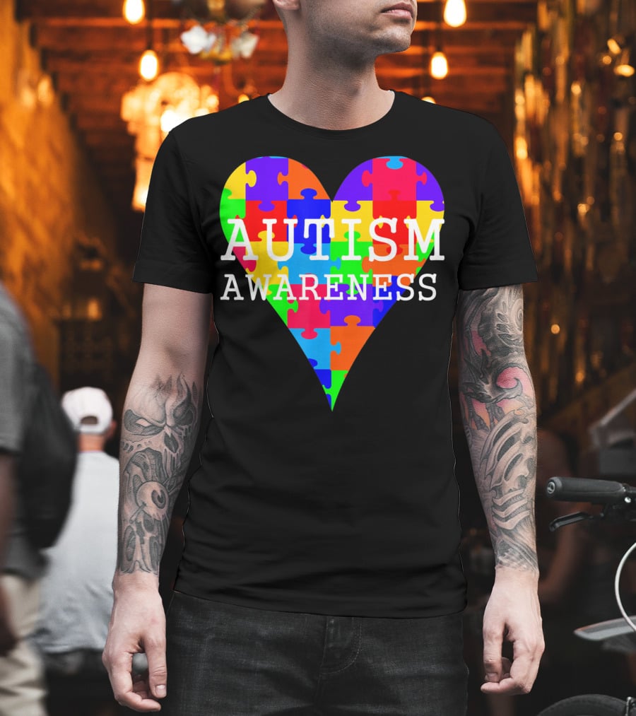 AUTISM AWARENESS PUZZLE HEART RAINBOW T-Shirt