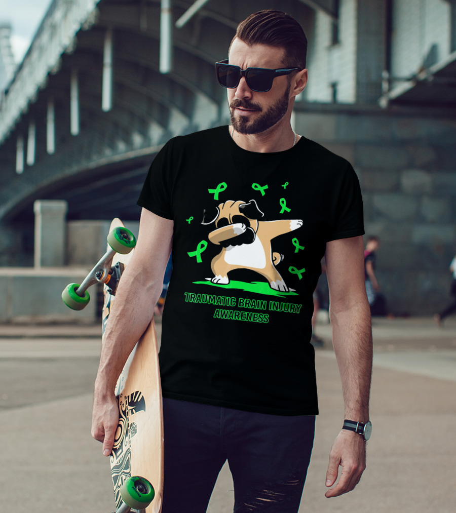 Traumatic Brain Injury Awareness Dabbing Pug Dog With Green Ribbons T-Shirt