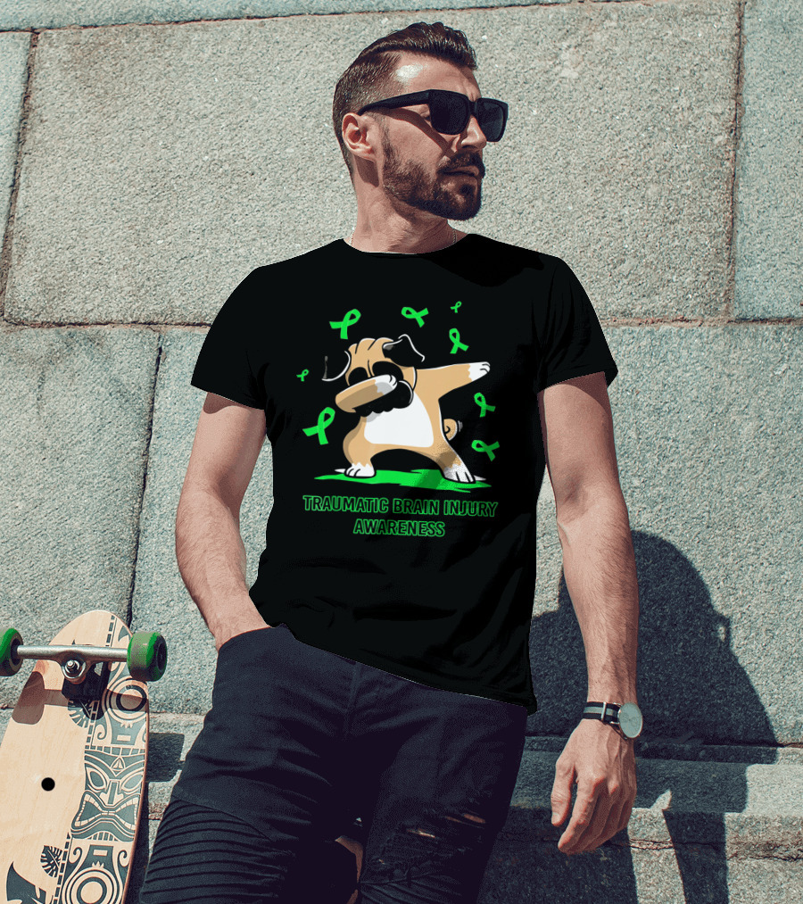 Traumatic Brain Injury Awareness Dabbing Pug Dog With Green Ribbons T-Shirt