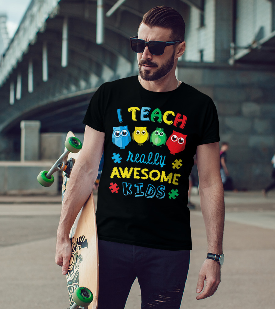 I Teach Really Awesome Kids Autism Teacher Awareness Cute Owl T-Shirt
