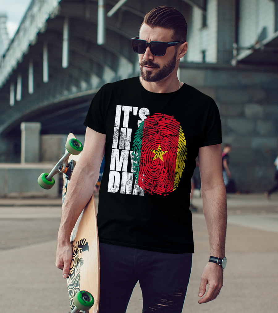 IT'S IN MY DNA Cameroonian Afro American Flag Fingerprint T-Shirt