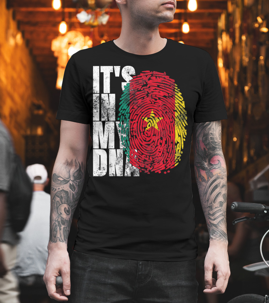 IT'S IN MY DNA Cameroonian Afro American Flag Fingerprint T-Shirt