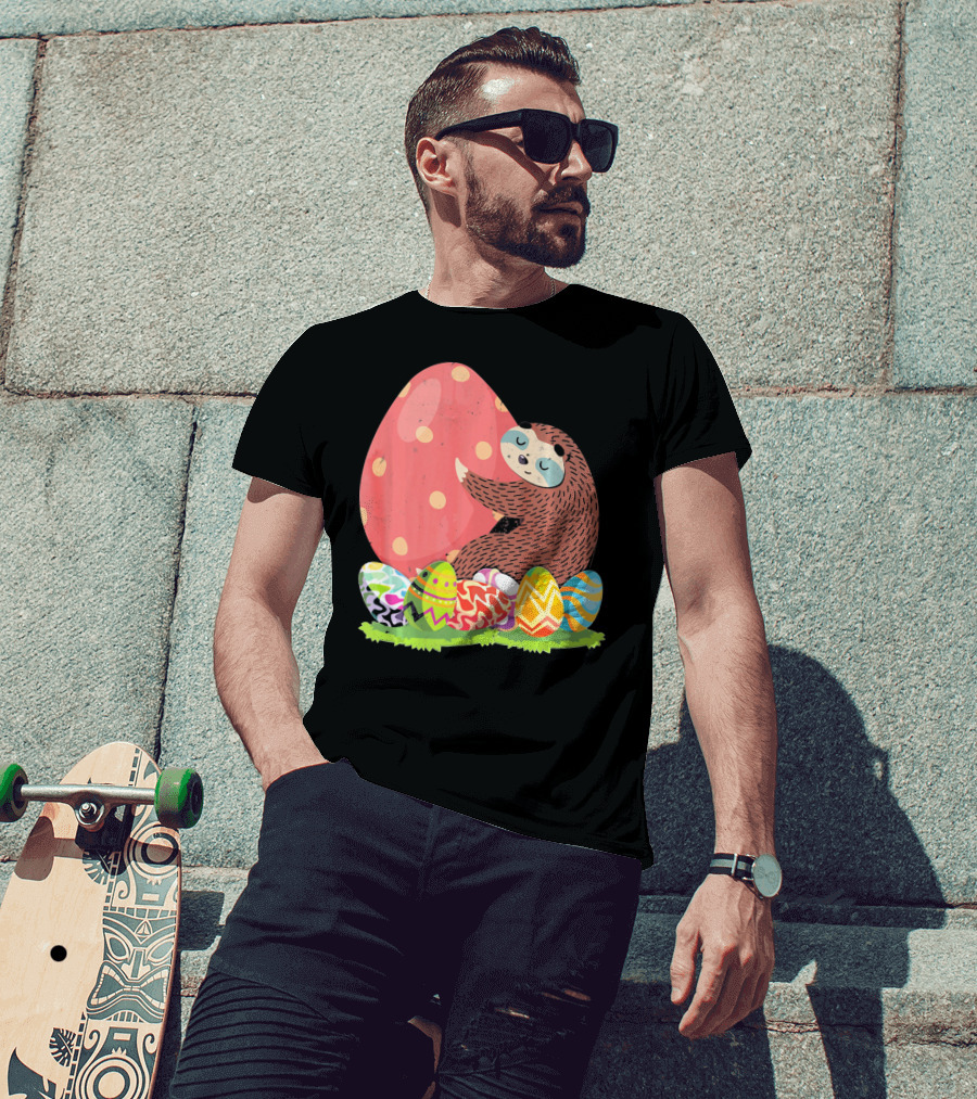 Girls Sloth Easter Women Funny Easter Egg Hug T-Shirt