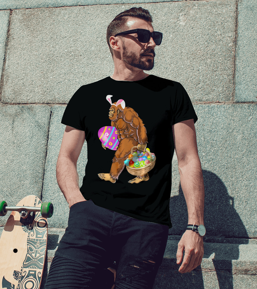 Bigfoot Easter Egg Hunt With Bunny Ears And Basket T-Shirt