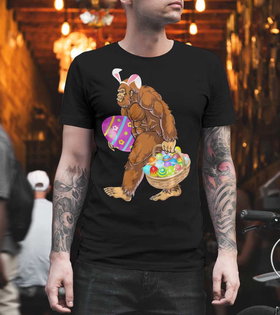 Bigfoot Easter Egg Hunt With Bunny Ears And Basket T-Shirt