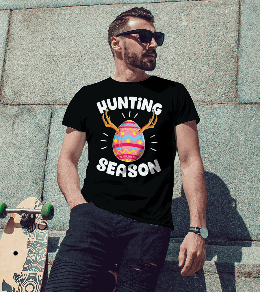 Hunting Season Easter Egg Hunter Colorful Egg With Antlers T-Shirt