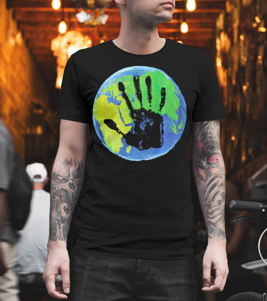 Earth Day Globe With Handprint Nature Conservation T-Shirt
