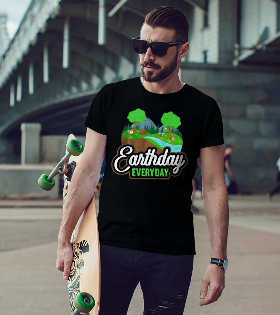 Earth Day Every Day Conservation Wildlife Nature Scene T-Shirt