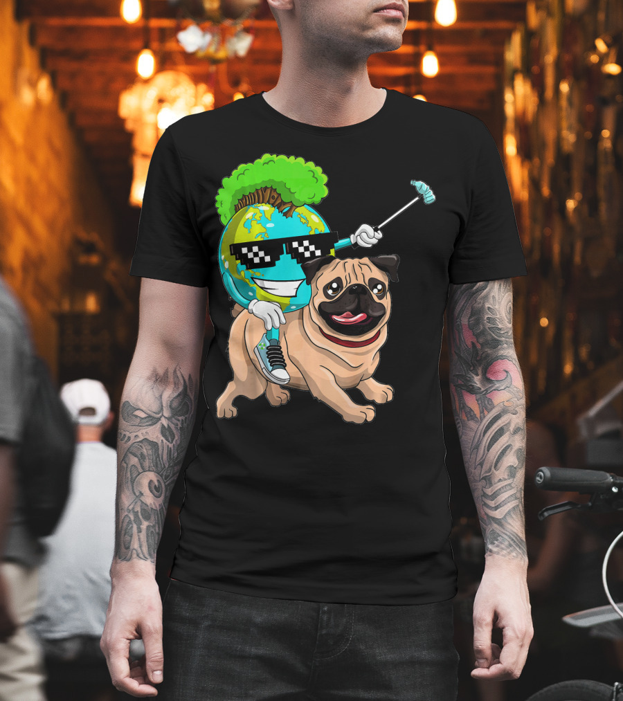 Earth Day Pug With Cool Recycling Globe And Sunglasses T-Shirt