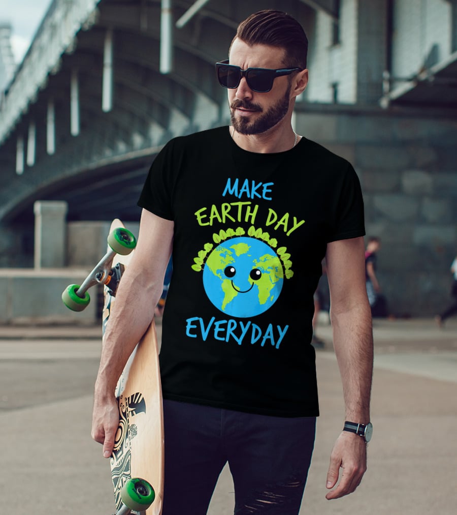 MAKE EARTH DAY EVERYDAY Cute Smiling Earth Cartoon With Green Tree Garland T-Shirt