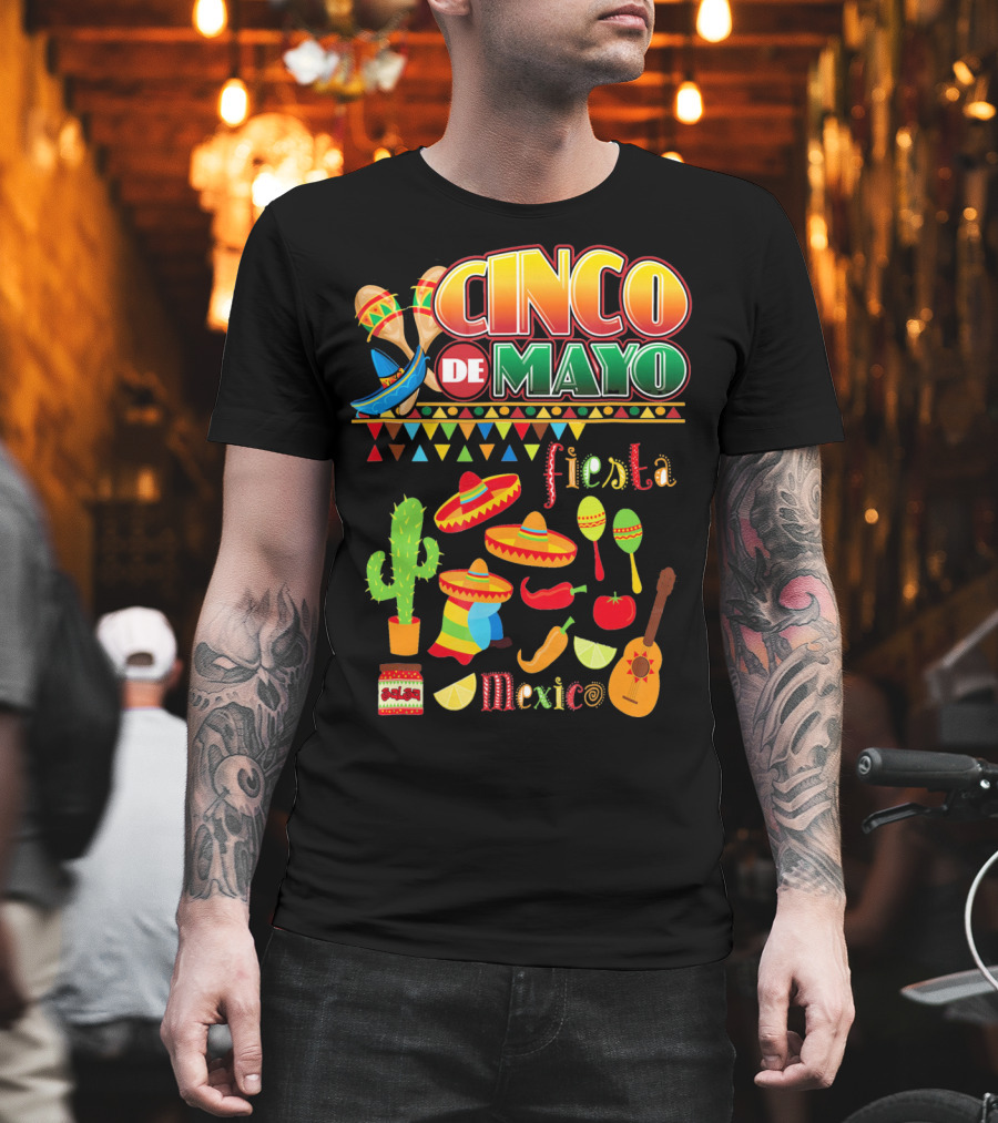 Cinco De Mayo Fiesta Mexico Cactus Sombrero Maracas Guitar Lime Chilli Peppers Icons T-Shirt