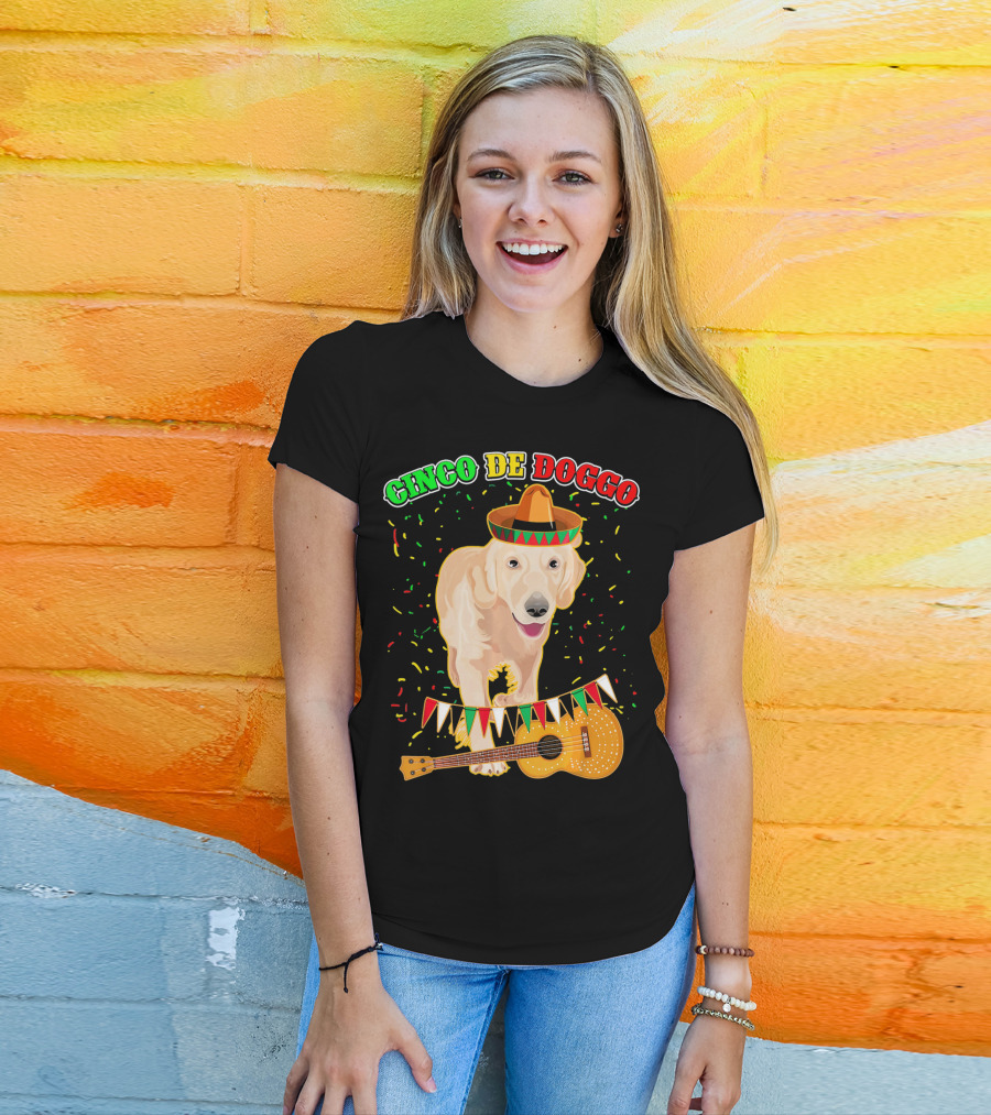 Cinco De Doggo Golden Retriever Sombrero Guitar Fiesta T-Shirt