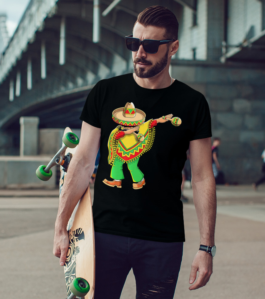 Dabbing Sombrero And Poncho With Maracas Fun T-Shirt