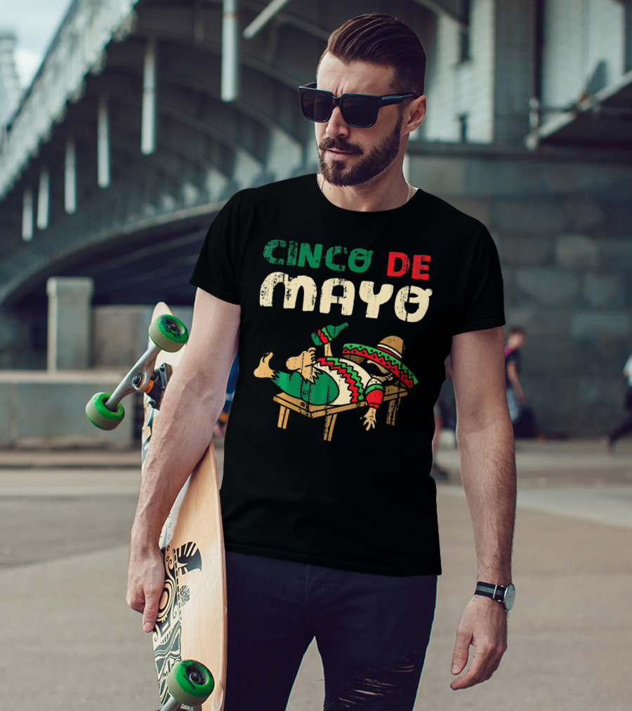 Cinco De Mayo Festive Celebration Sombrero And Poncho T-Shirt