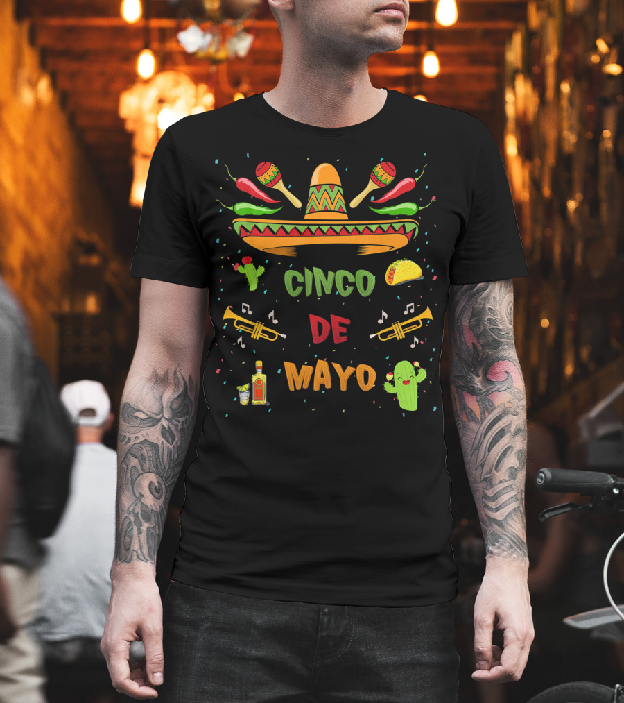 Cinco De Mayo Sombrero Maracas Taco Fiesta T-Shirt