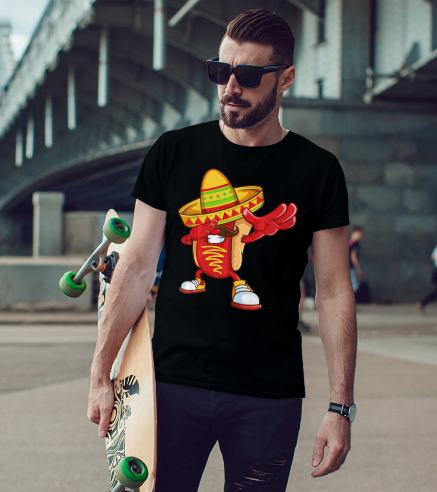 Funny Dabbing Hotdog Sombrero Mexican Cinco De Mayo T-Shirt