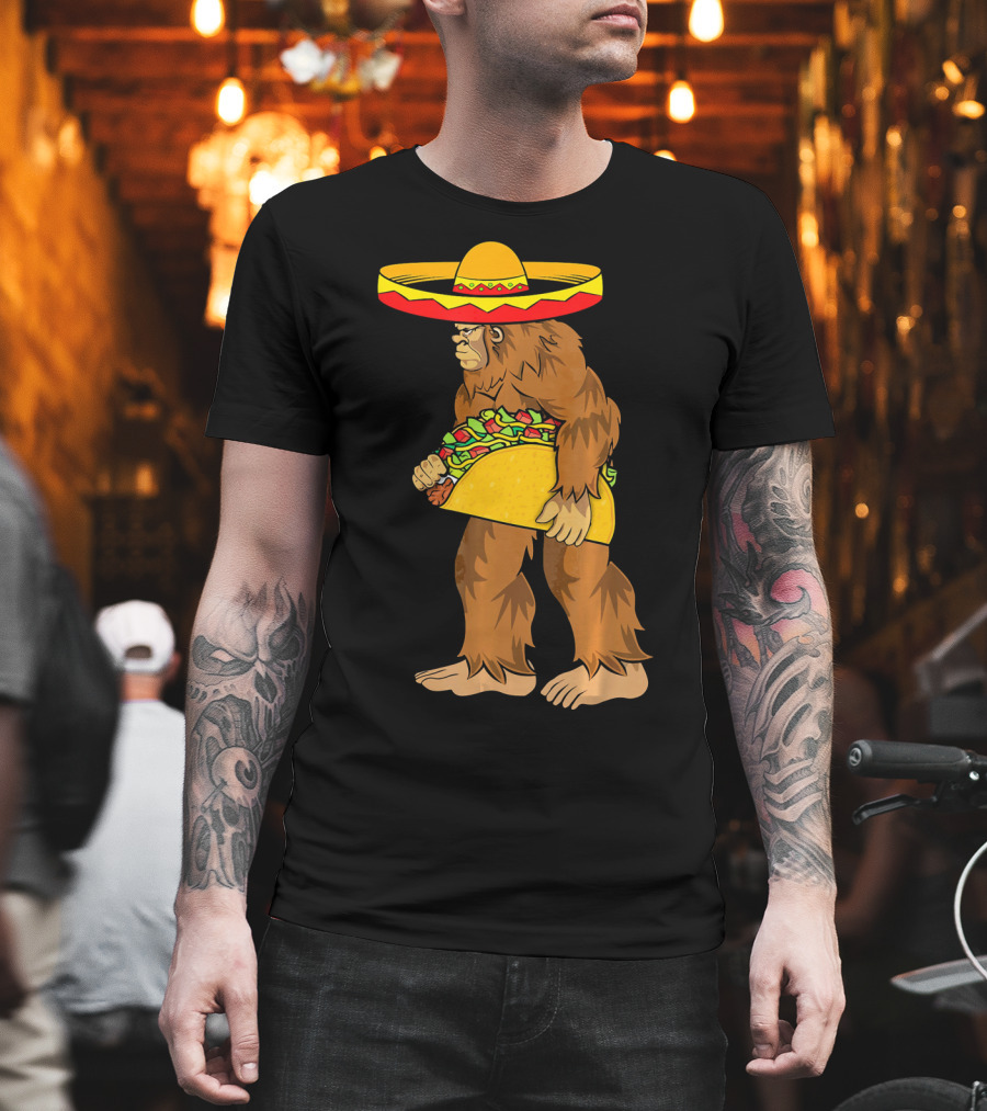Bigfoot Carrying Taco Sombrero Cinco De Mayo T-Shirt