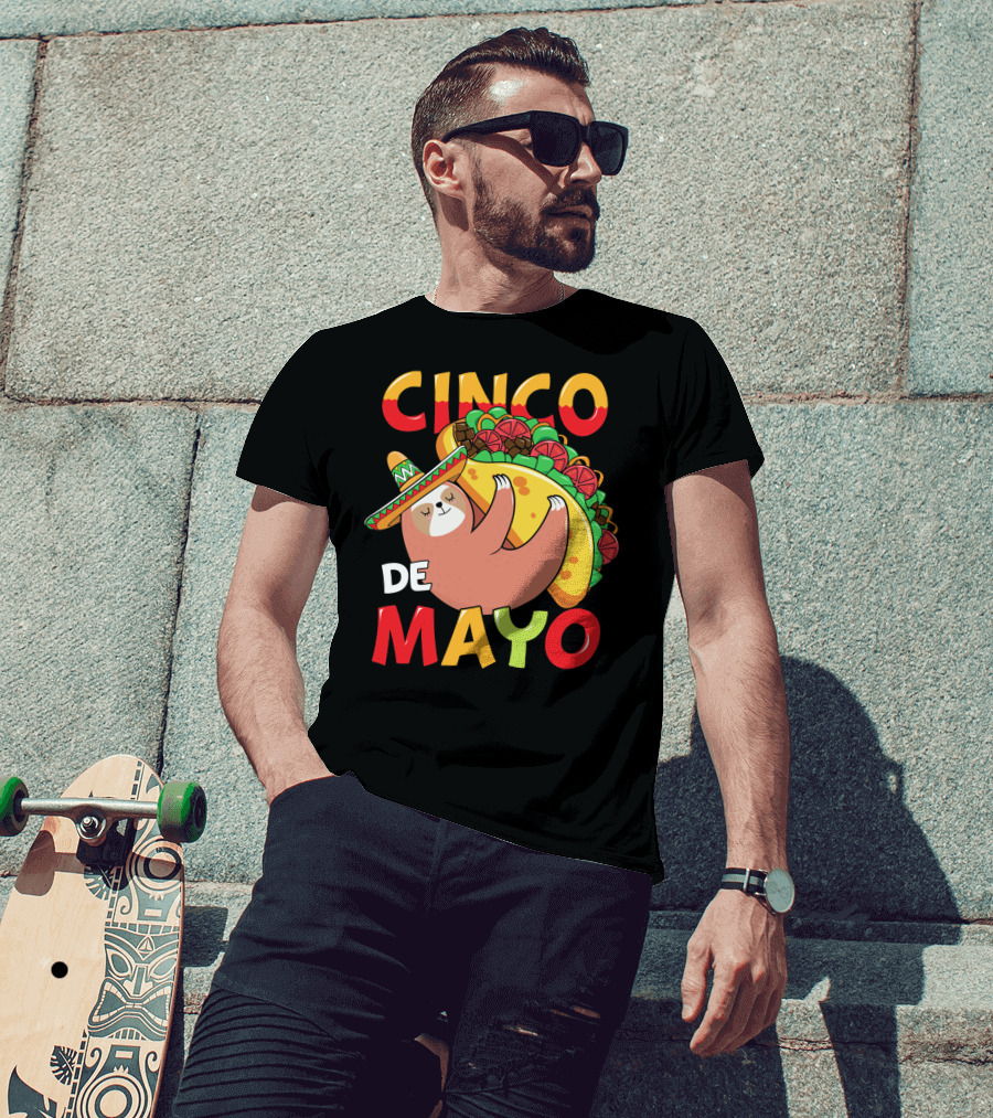 Cinco De Mayo Sloth With Sombrero And Taco T-Shirt