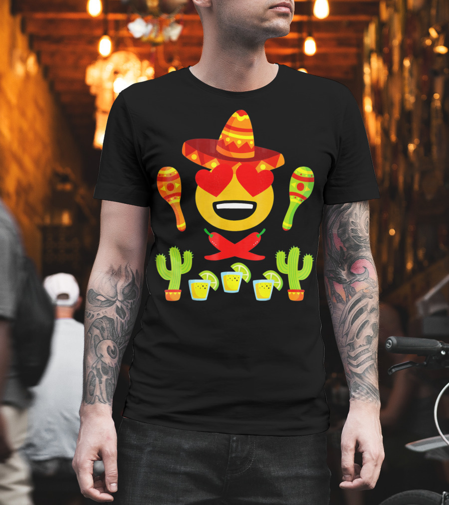Fiesta Cinco De Mayo Emoji Heart Eyes Sombrero Maracas Cactus Peppers Margaritas T-Shirt