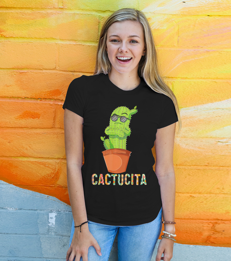 Mamacita Cactus Cactucita Cinco De Mayo Cactus With Sunglasses In Pot T-Shirt