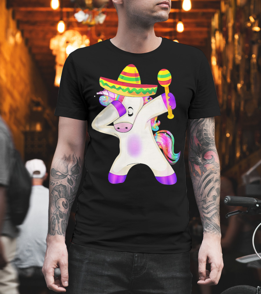 Cinco De Mayo Dabbing Unicorn Sombrero Maracas T-Shirt