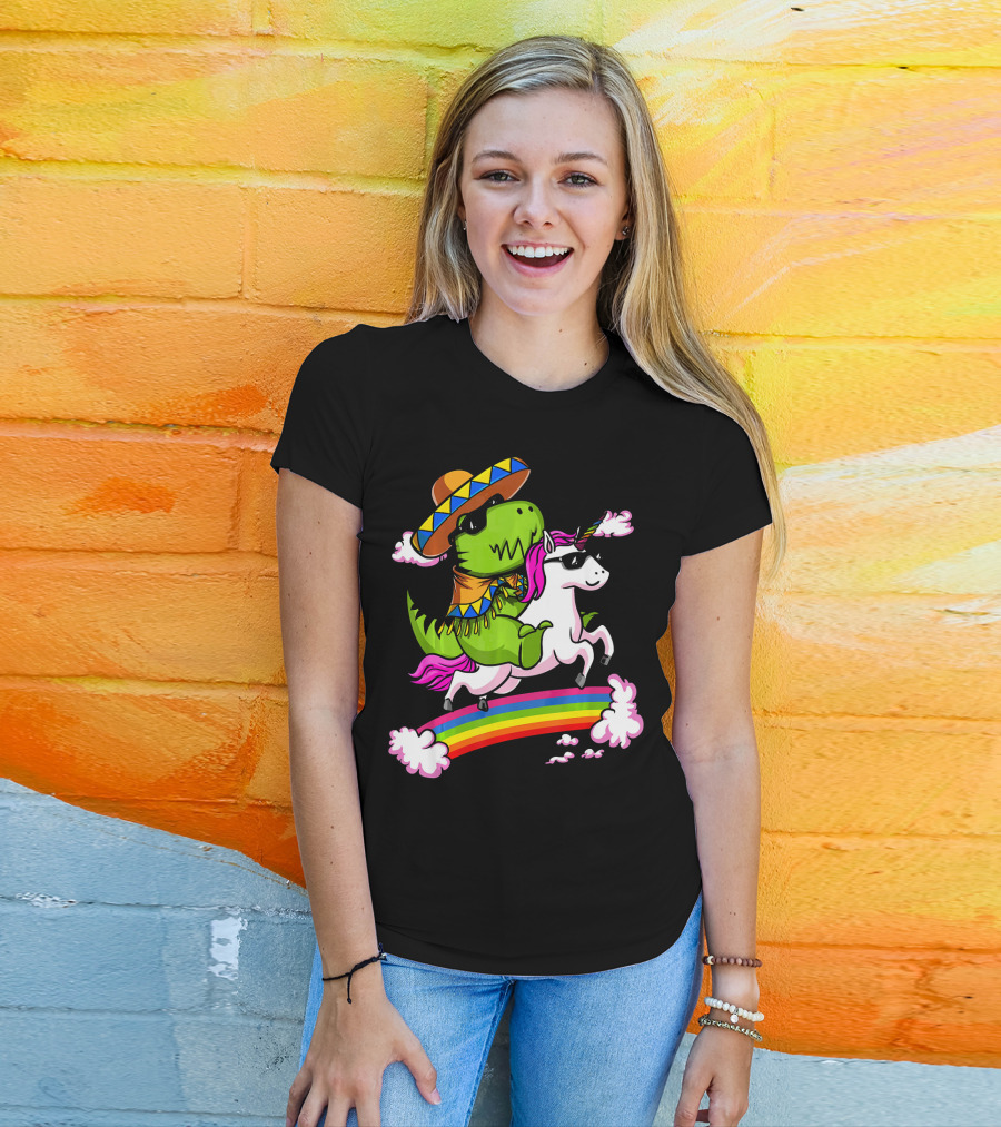 T Rex Dinosaur Riding Unicorn Cinco De Mayo Rainbow Sombrero Sunglasses T-Shirt