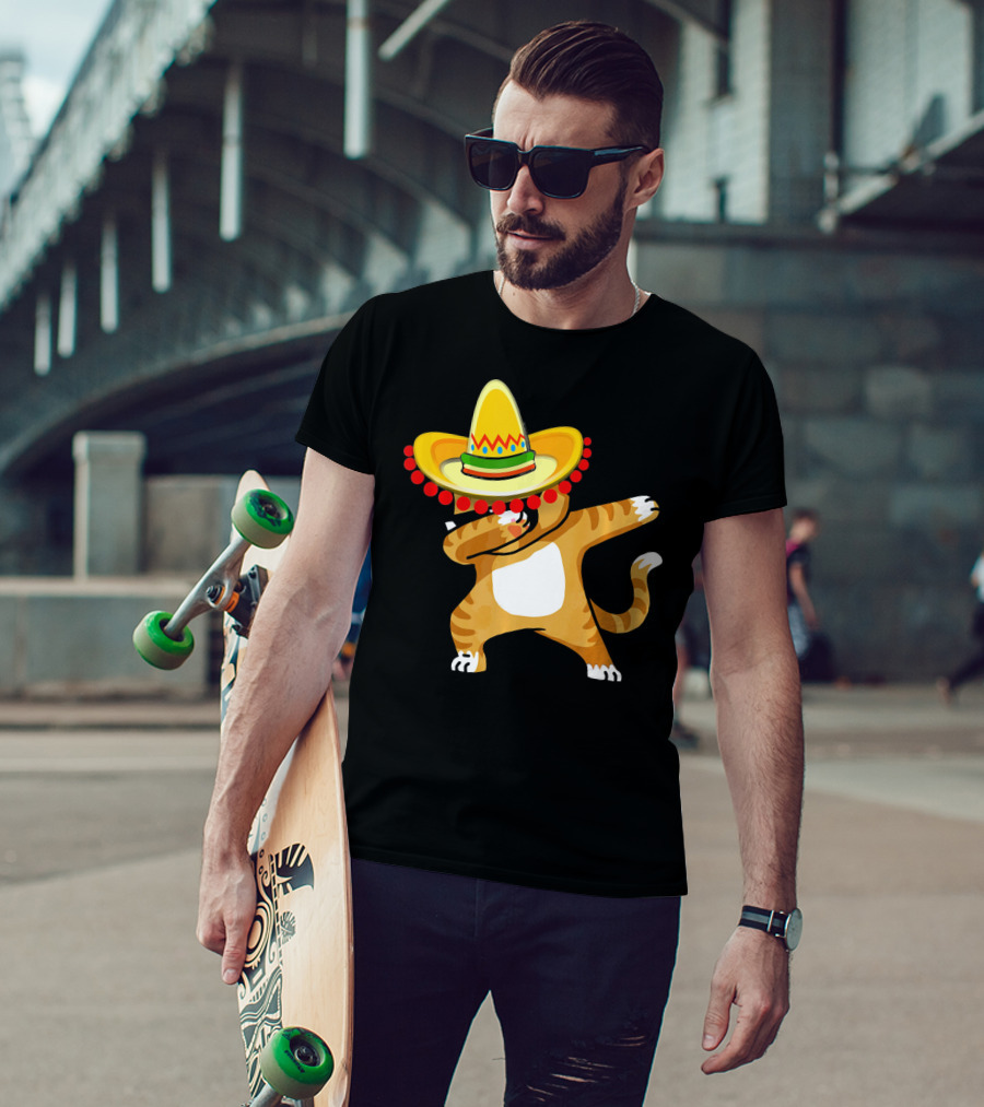 Cinco De Mayo Cat Dabbing Sombrero Fun T-Shirt