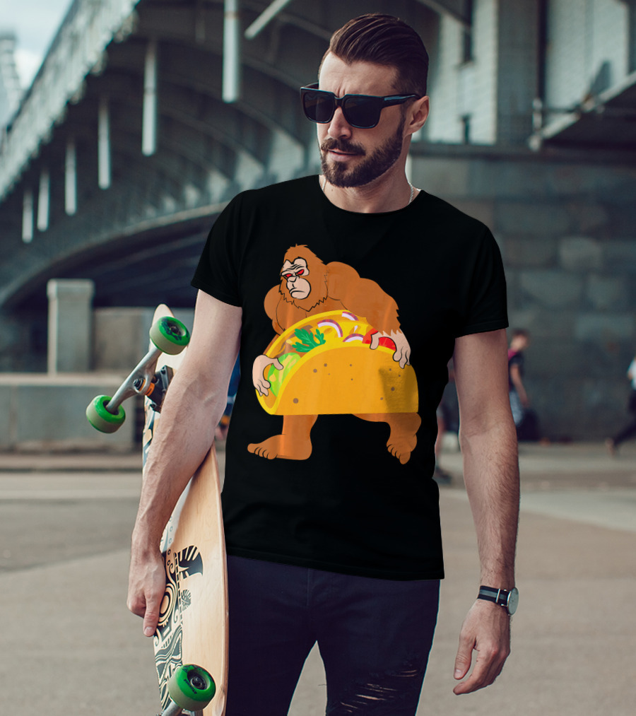 Bigfoot Taco Cinco De Mayo T-Shirt