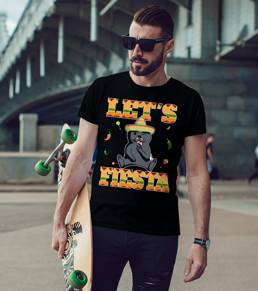 Let's Fiesta Honey Badger Sombrero Cinco De Mayo Celebration Peppers Maracas T-Shirt