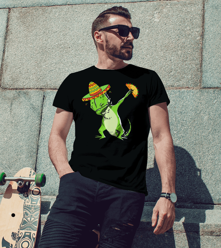 Cinco De Mayo Iguana Dabbing With Taco And Sombrero T-Shirt